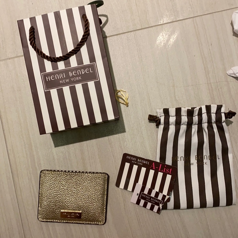 Henri bendel card holder